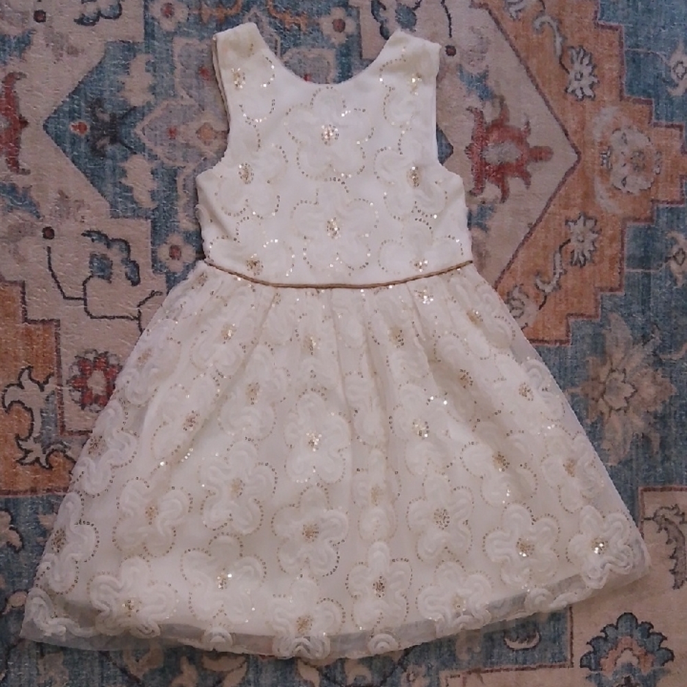 Elegant Cream Floral Kids Dress Used In Great Condition